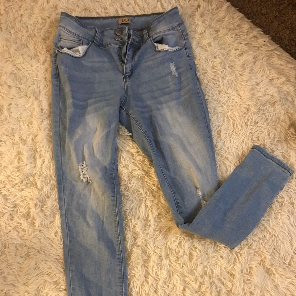 Tala Jeans